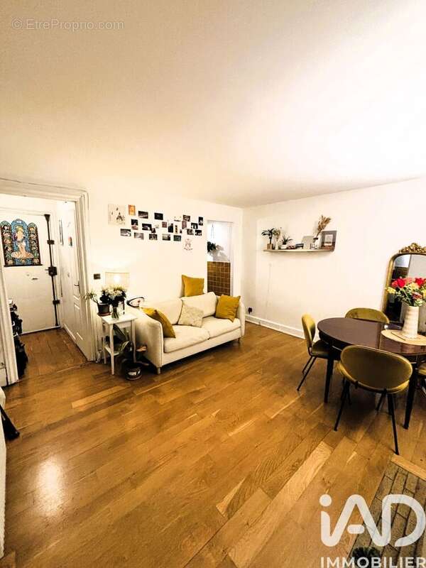 Photo 2 - Appartement à PARIS-18E