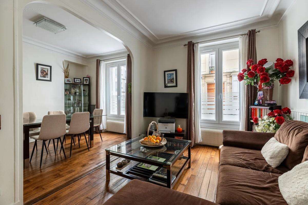 Appartement à PARIS-12E