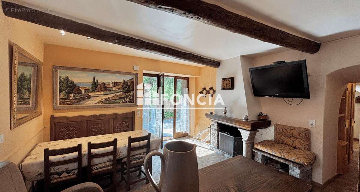 Appartement à SAINT-CHAFFREY