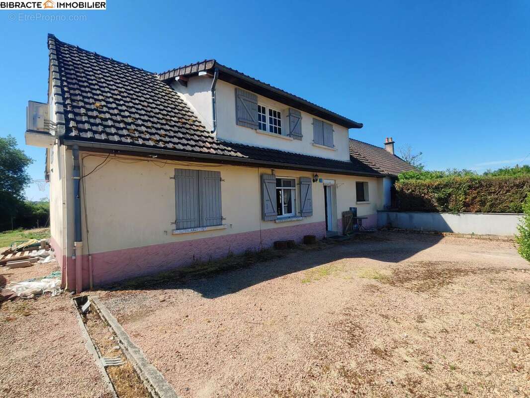 Maison à LA NOCLE-MAULAIX