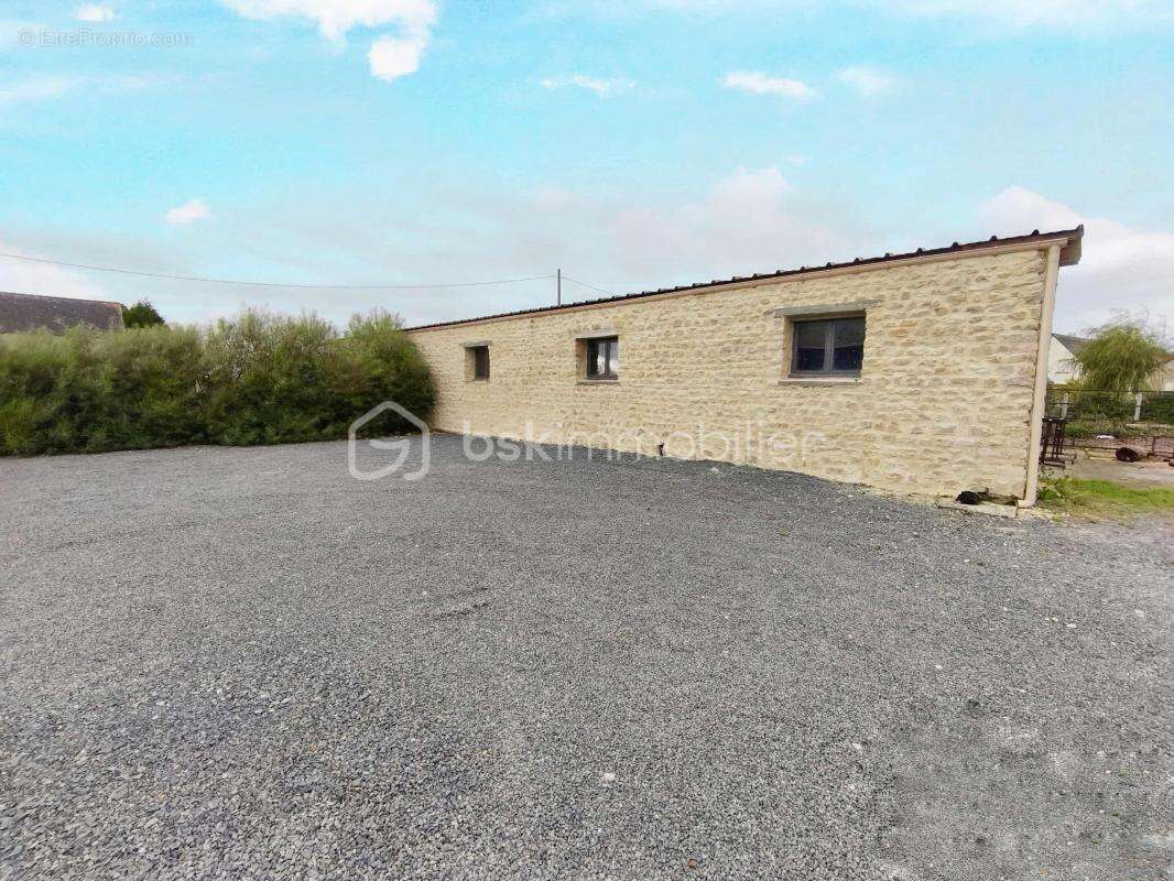 Maison à VIERVILLE-SUR-MER