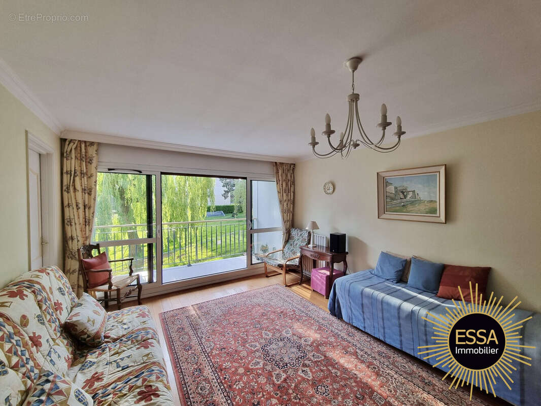 Appartement à NOISY-LE-ROI