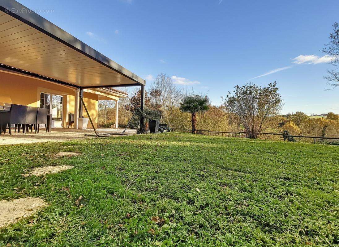 Maison à SAINT-GEORGES-D&#039;ESPERANCHE