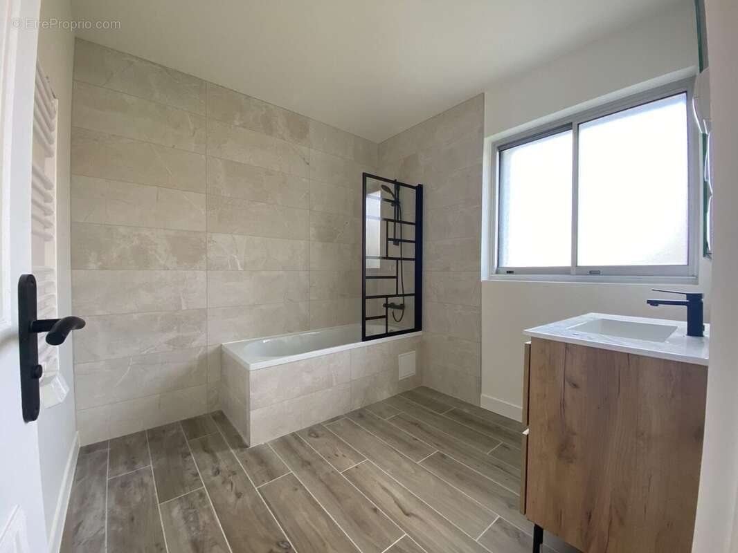 Maison à HAUTEVILLE-LES-DIJON