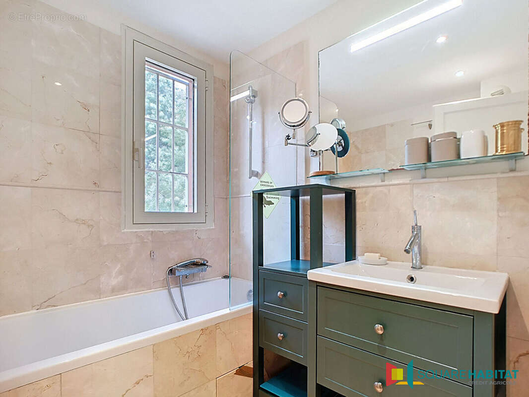 Appartement à THEOULE-SUR-MER