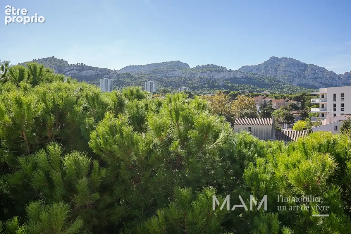 T3 78 m2 avec toit-terrasse 72 m2 et vue collines - photo 17