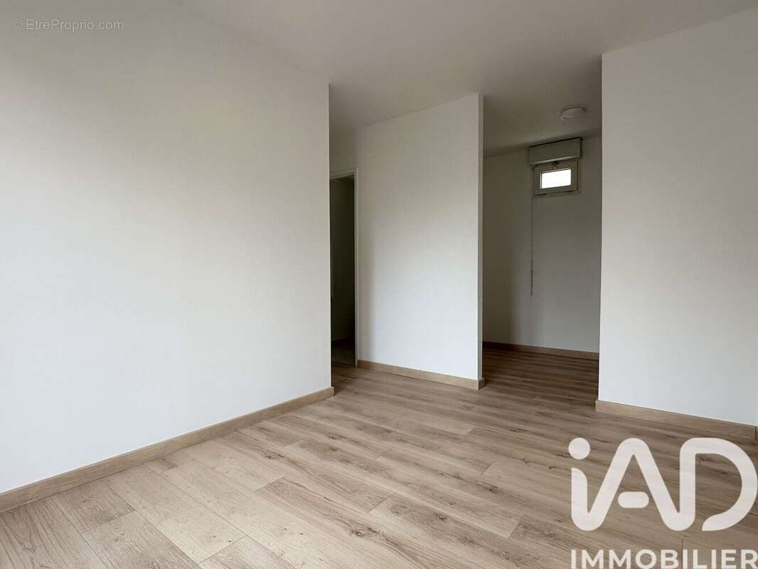Photo 9 - Appartement à SAINT-OUEN-L'AUMONE