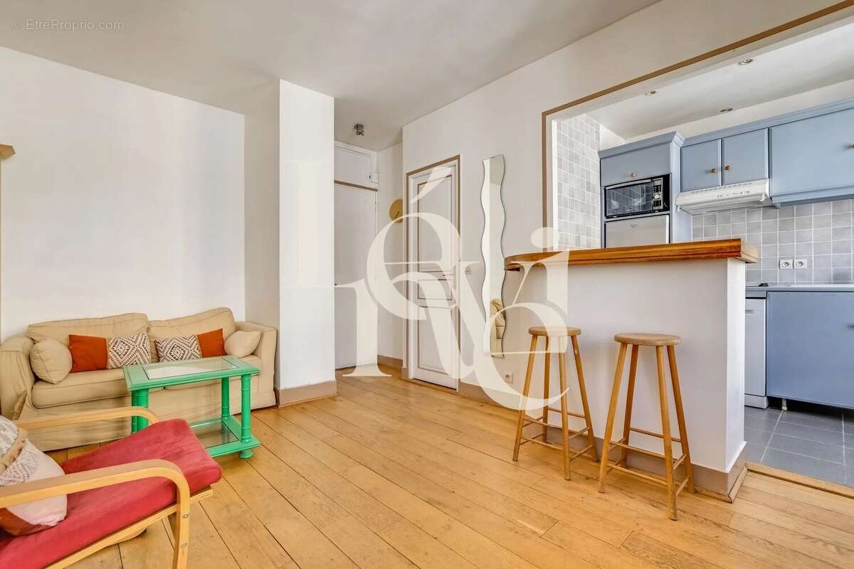 Appartement à PARIS-5E