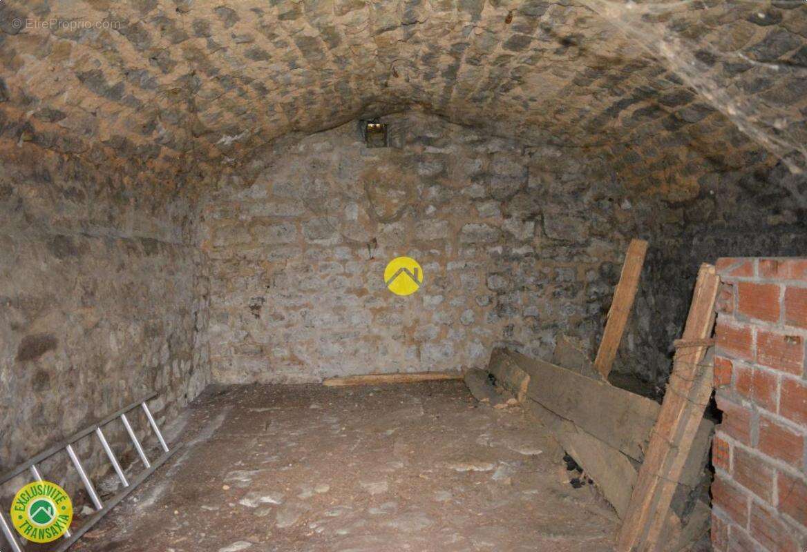 Maison à FOURCHAMBAULT