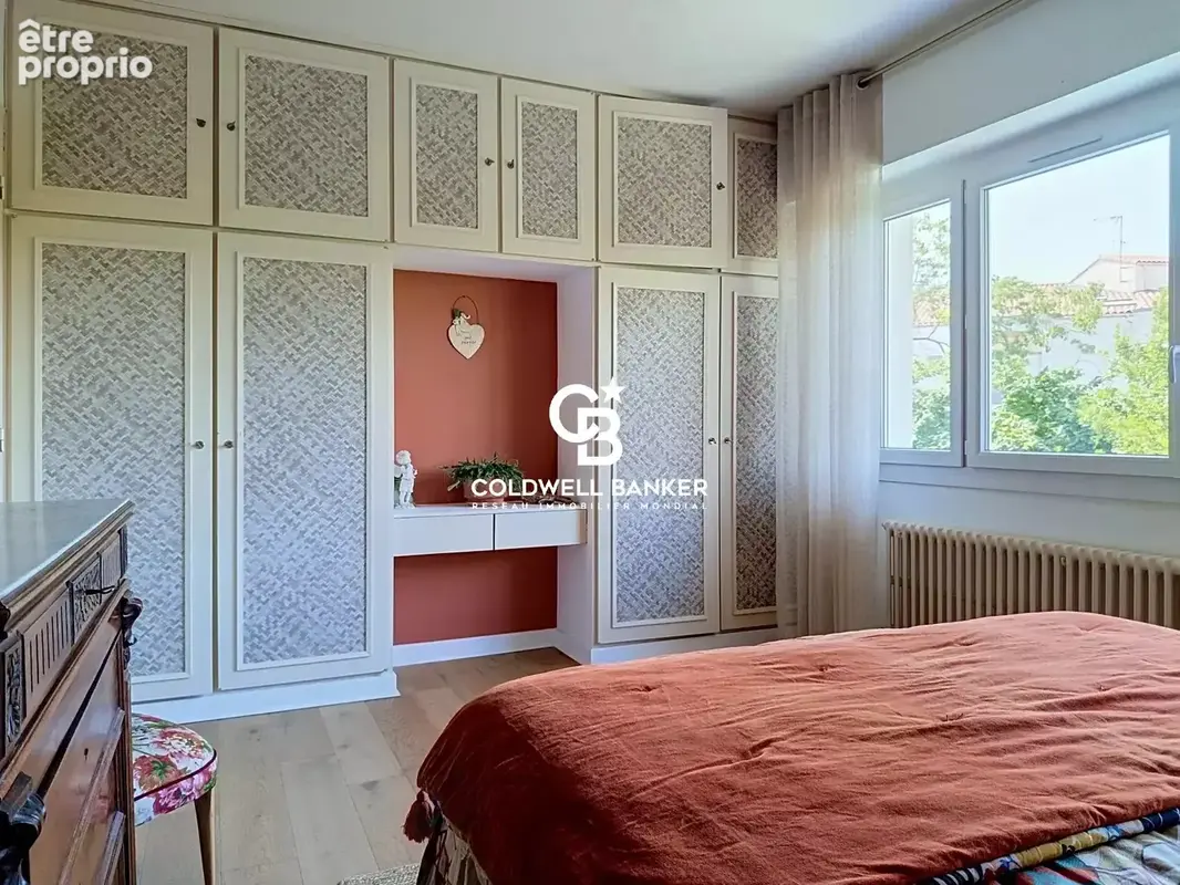 Maison d’architecte 1969 à toit plat avec piscine et appartement indépendant – Saintes, commerces à pied - photo 11