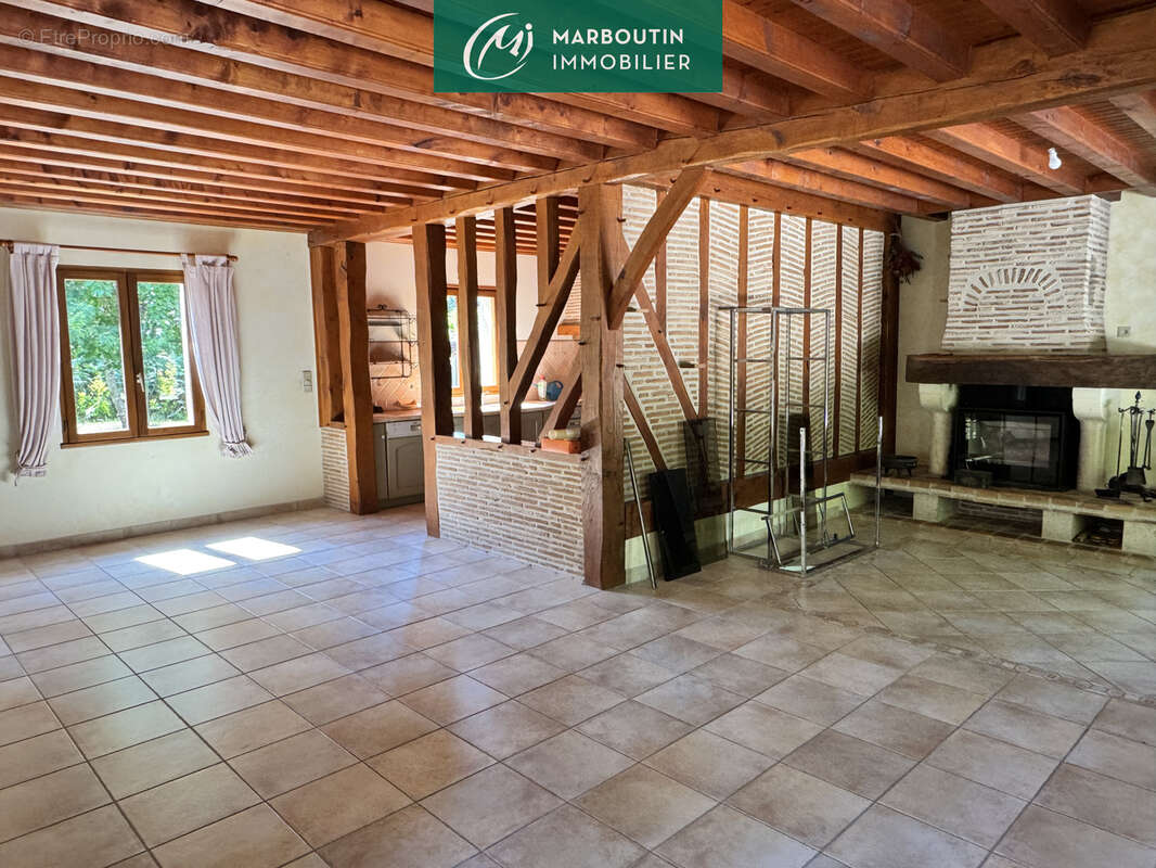 Maison 162 m² à Casteljaloux  - photo 2