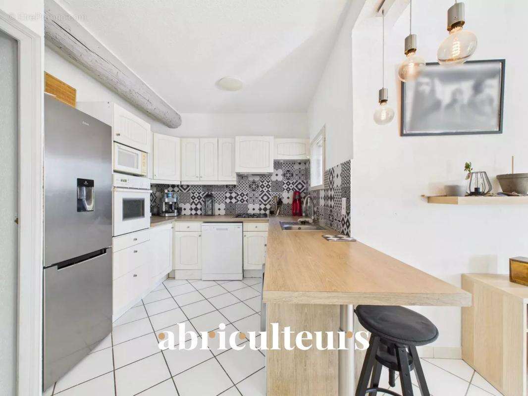 Appartement à PERTUIS