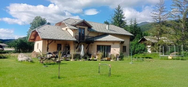 Maison à SEYNE