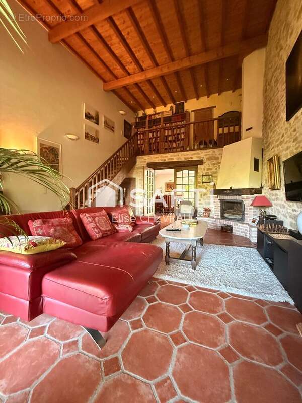 Maison 165 m² à Reyssouze  - photo 4