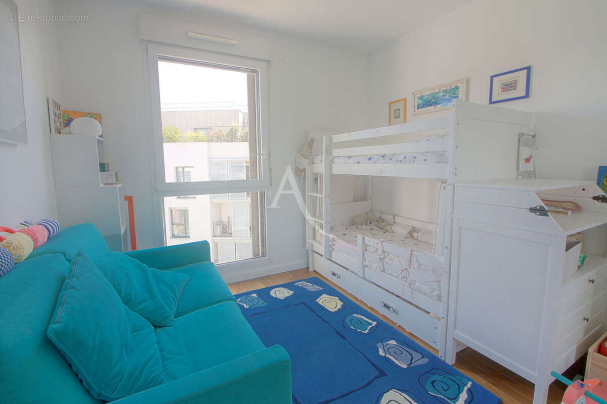 Appartement  5 pièce(s) 88.93 m2 4 chambres + 3 parkings (dont 1 box) - photo 11