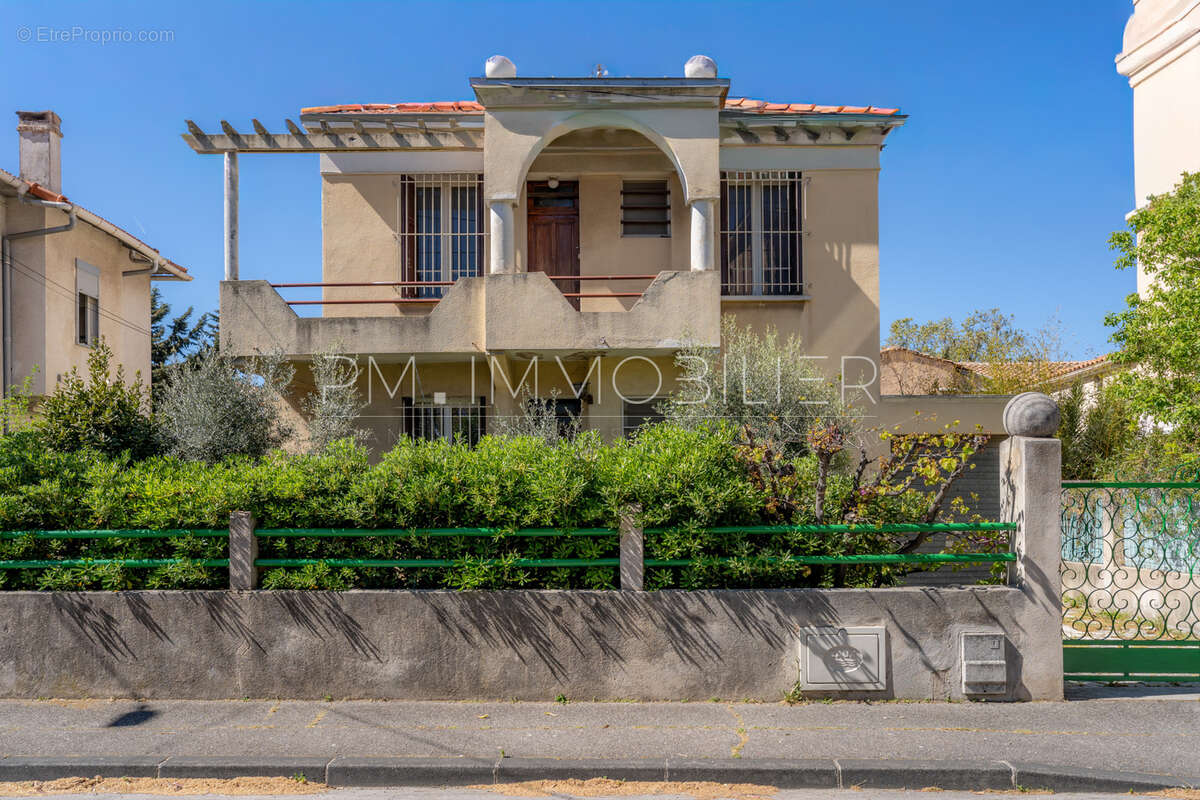 Maison à MARSEILLE-9E