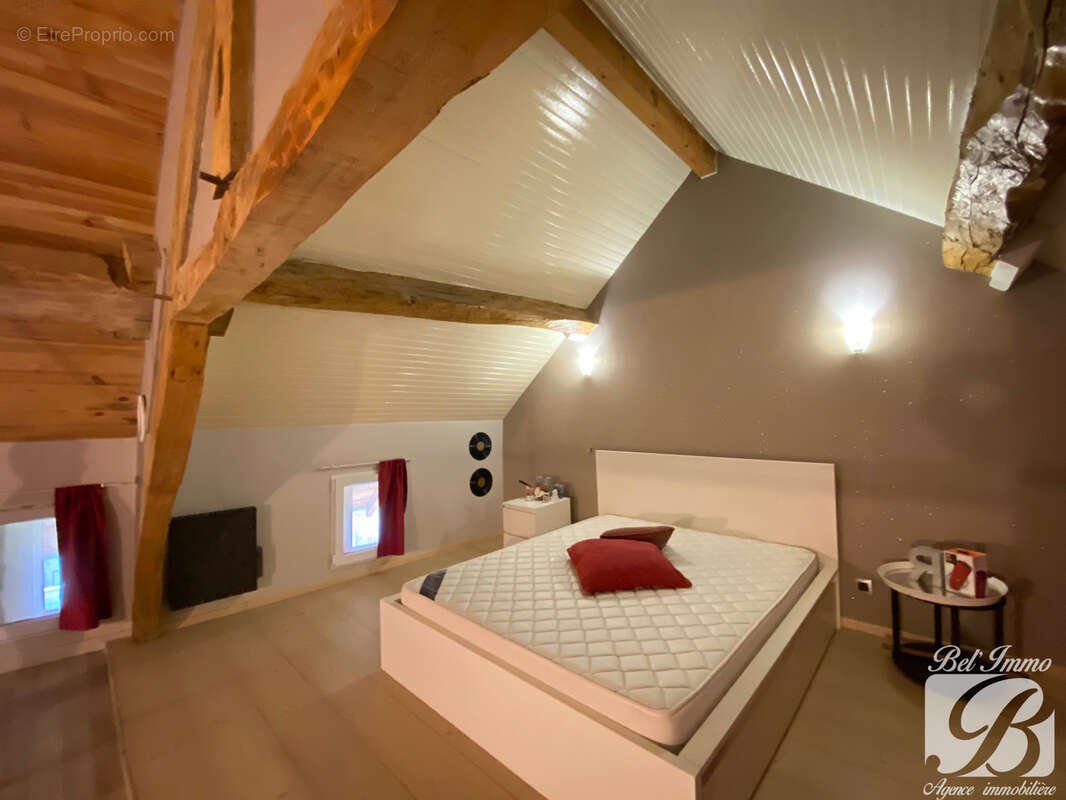 Maison à HIERES-SUR-AMBY