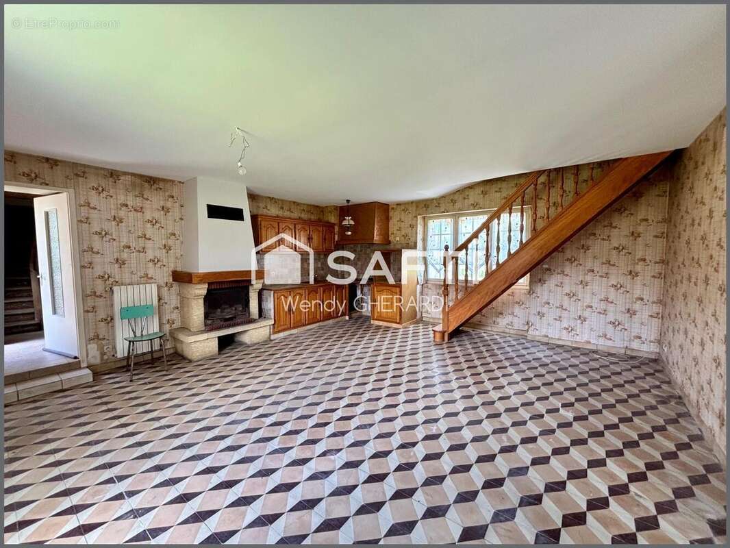 Maison 146 m² à Sossais  - photo 2