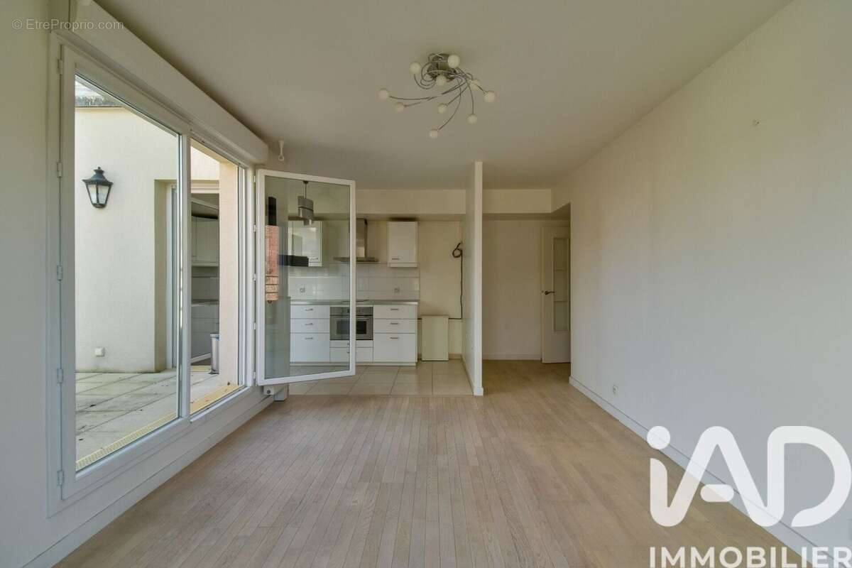 Photo 9 - Appartement à PUTEAUX