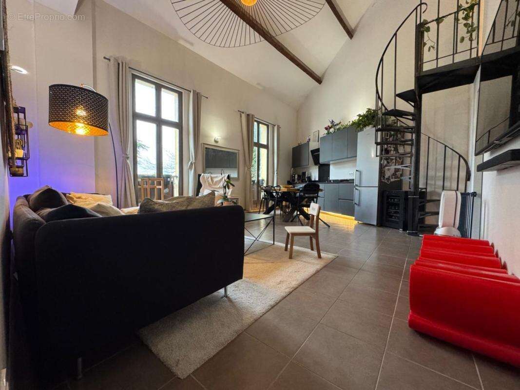 Appartement à MARSEILLE-12E