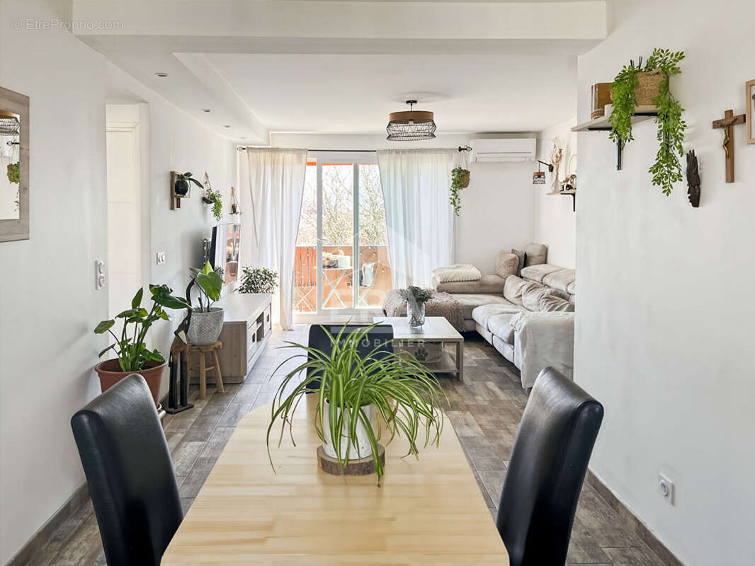 Appartement à MARSEILLE-12E