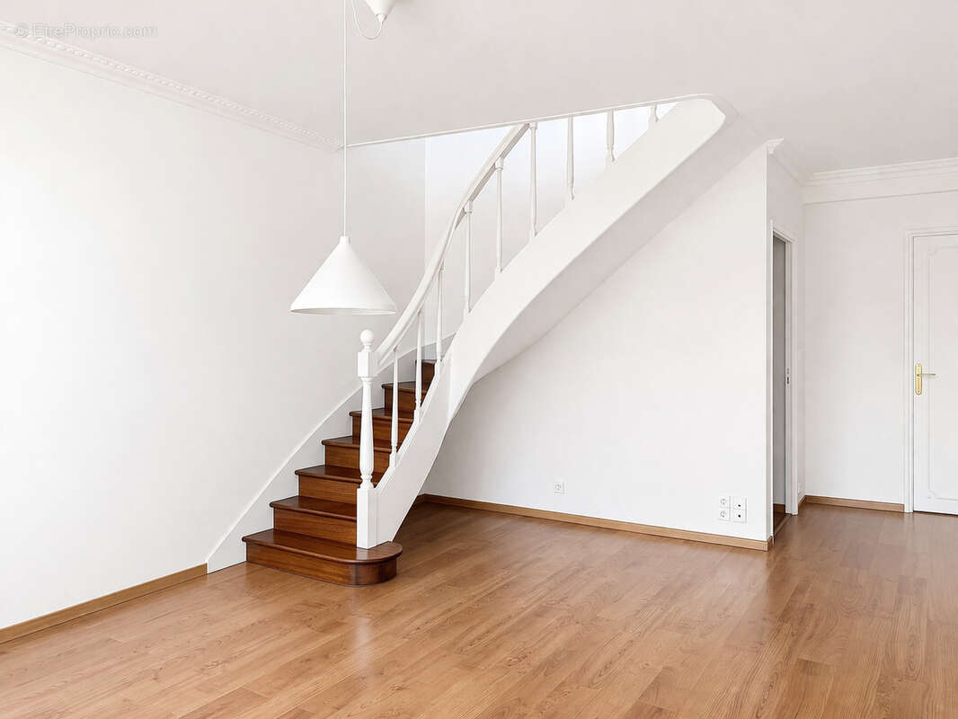 Appartement à FONTAINEBLEAU