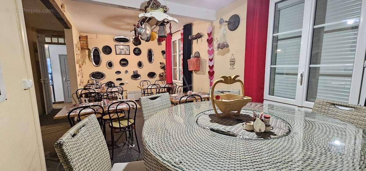 Commerce à THIBERVILLE