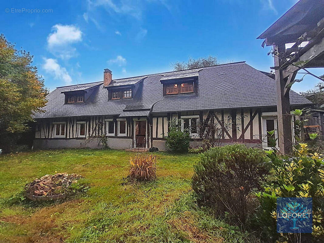 Maison à MONTFORT-SUR-RISLE