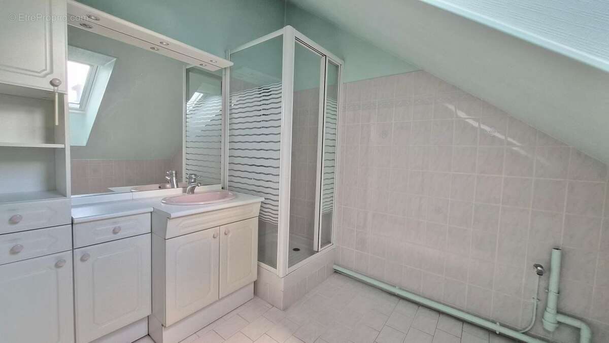 Appartement à LARDY