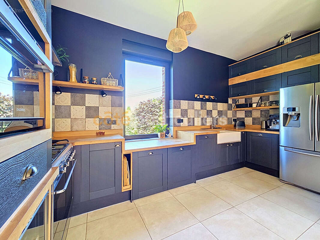 Corps-de-ferme / Semi plain pied d'exception de 255m² - photo 5