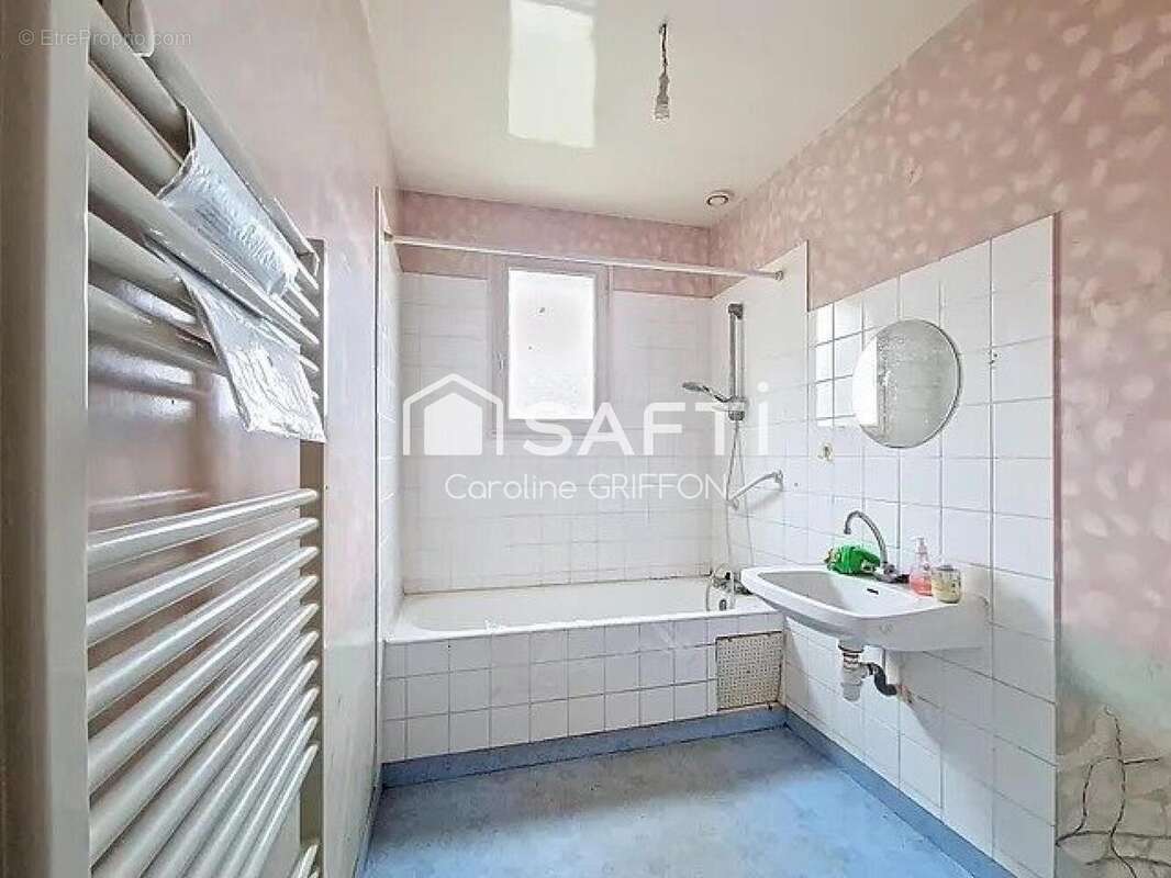 Photo 7 - Maison à LA ROMAGNE