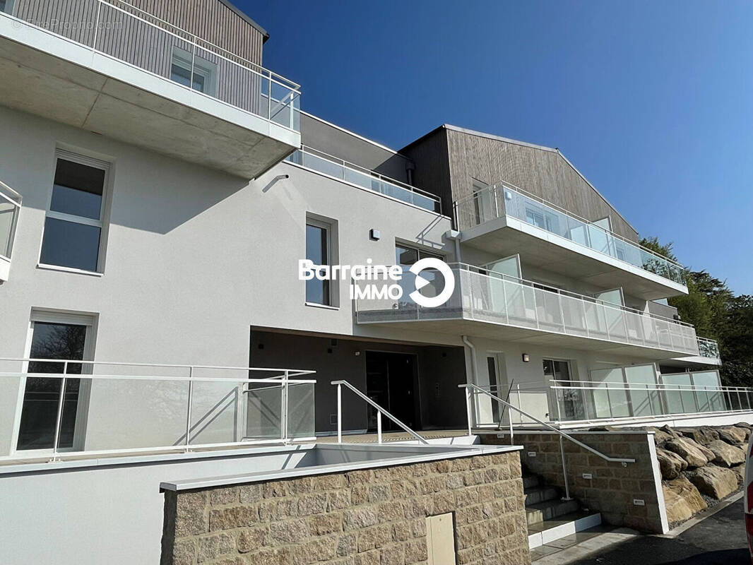 Appartement à LE RELECQ-KERHUON