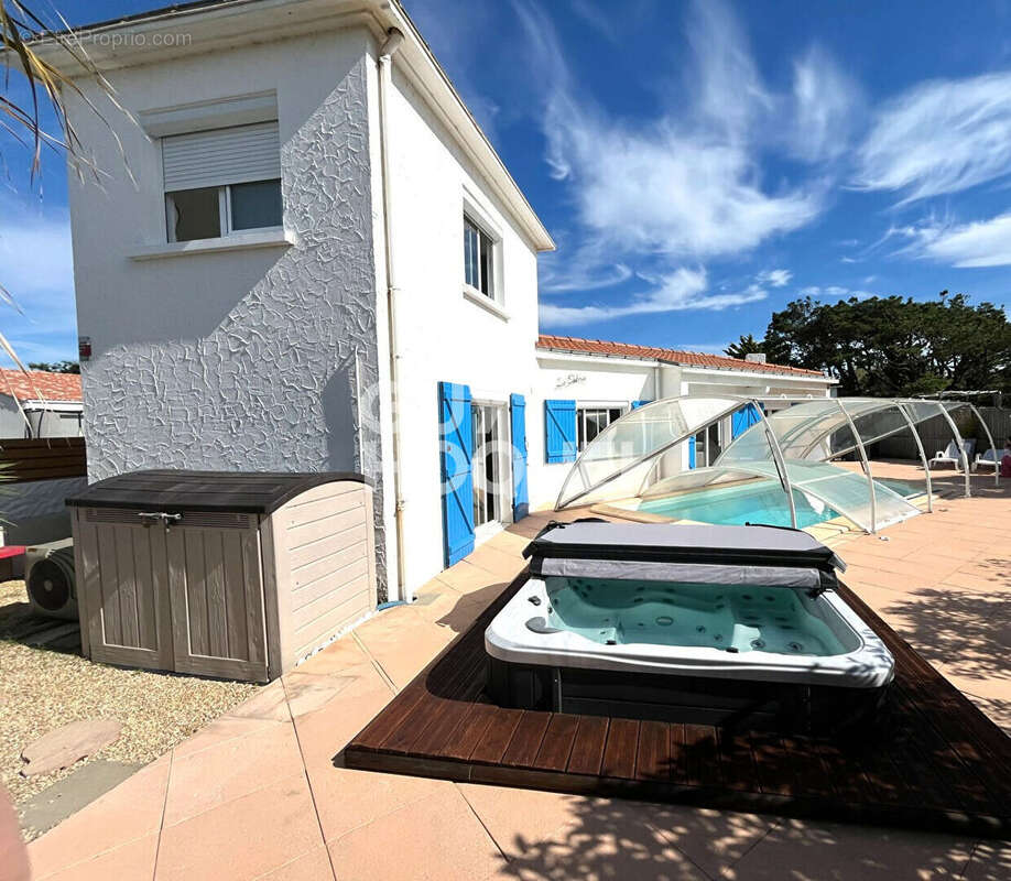 Maison à SAINT-HILAIRE-DE-RIEZ