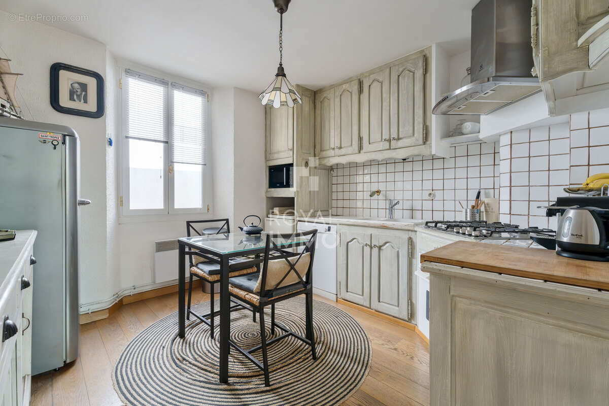 Appartement à HYERES