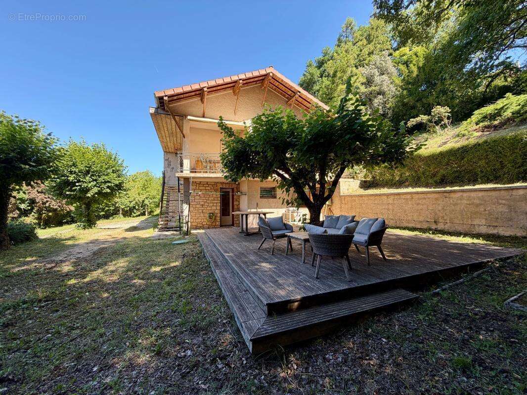 Maison au Bugue sur les hauteurs - photo 2