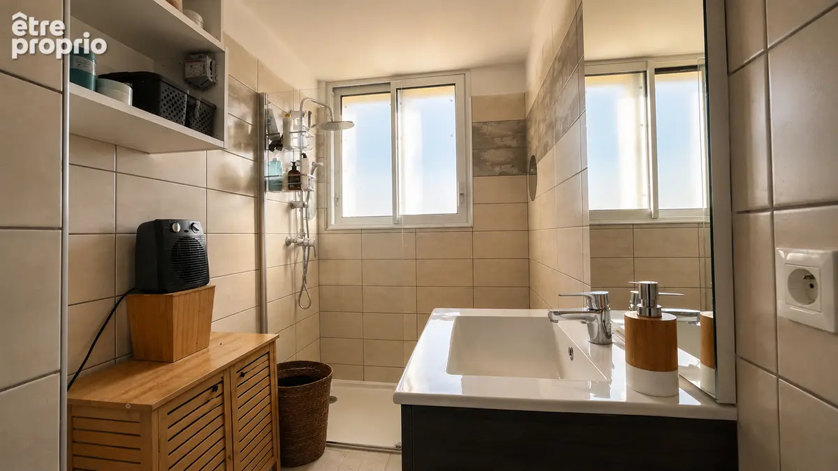 Exclusivité - Appartement T3 rénové avec balcon - Résidence Le Plein Ciel à Béziers - photo 7