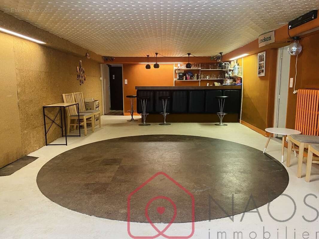 Propriété familiale avec piscine et dépendance / Terrain 2 890m² - photo 14