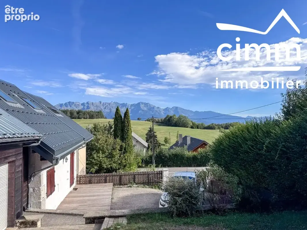 Photo Maison à La Terrasse au prix de 330 000€