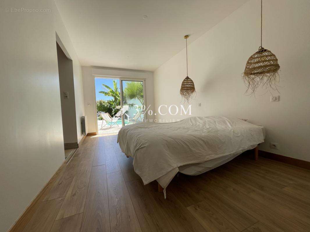 Maison à SAINT-GEORGES-DE-DIDONNE