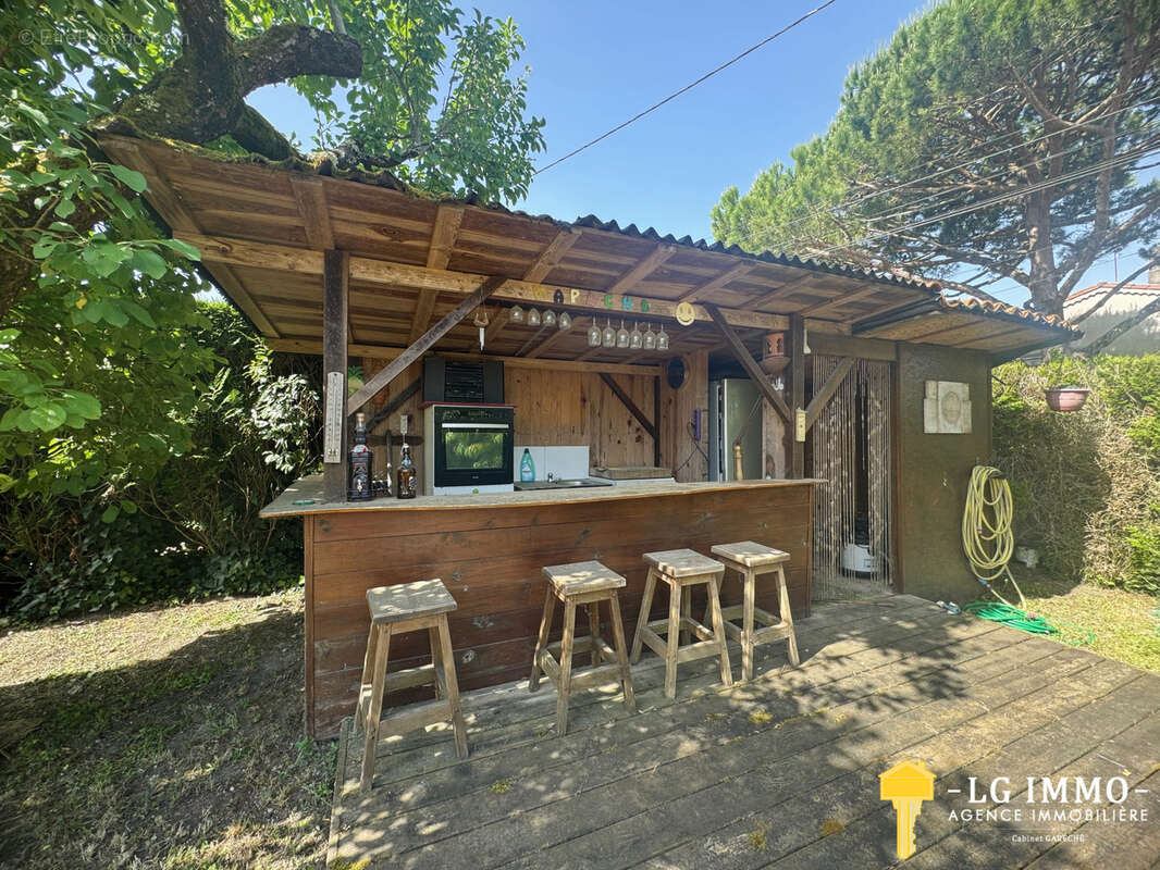 Maison à MESCHERS-SUR-GIRONDE