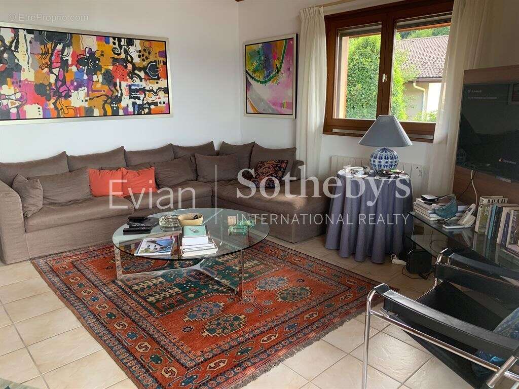 Maison à MAXILLY-SUR-LEMAN