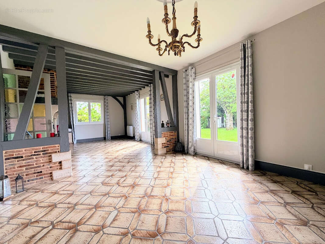 Maison à VASCOEUIL