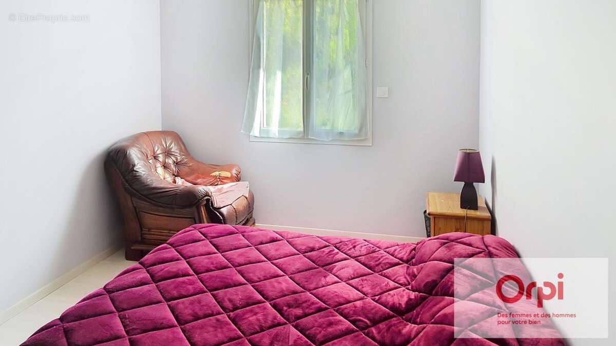 Maison à LE LARDIN-SAINT-LAZARE