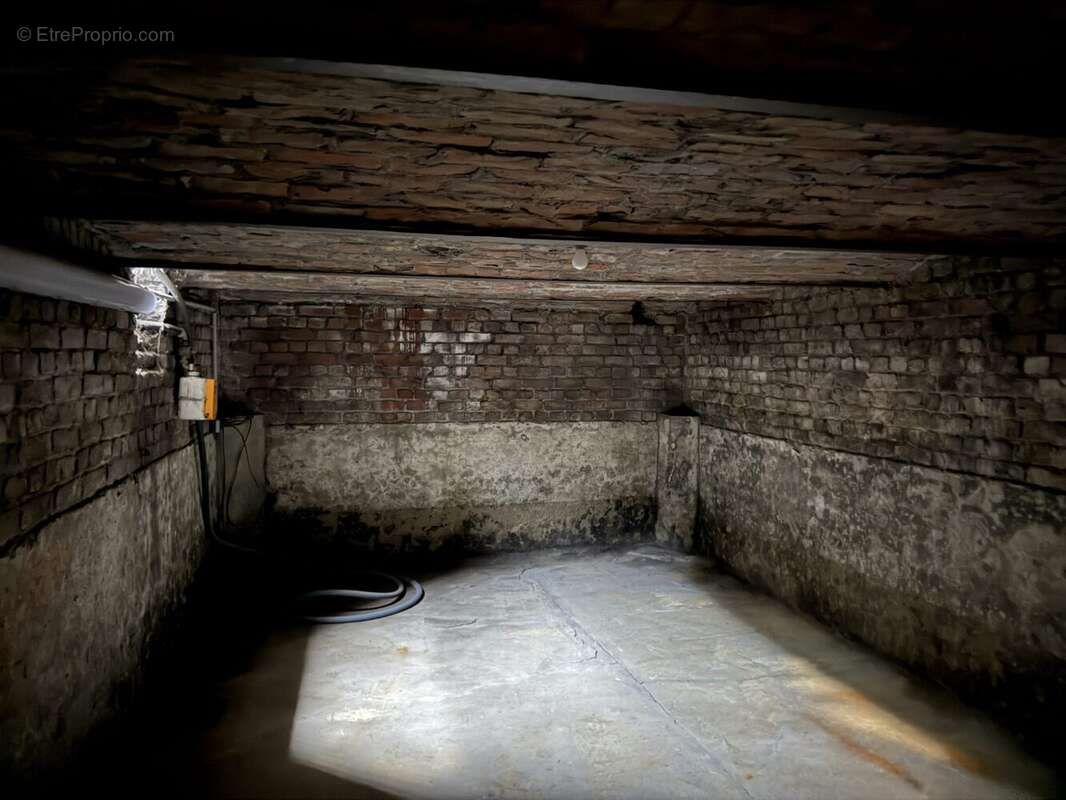 Commerce à LA MADELEINE