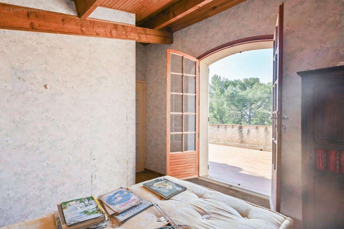 Maison à SIX-FOURS-LES-PLAGES