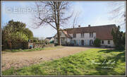 Maison à LA NEUVILLE-SUR-ESSONNE