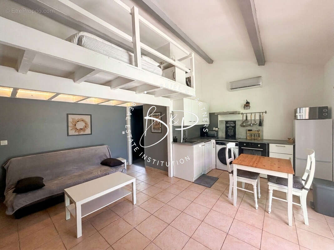 Bastide provençale 5 chambres avec  piscine au calme complet - photo 14