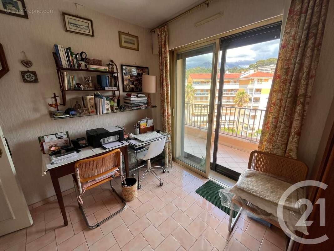 Appartement à ROQUEBRUNE-CAP-MARTIN