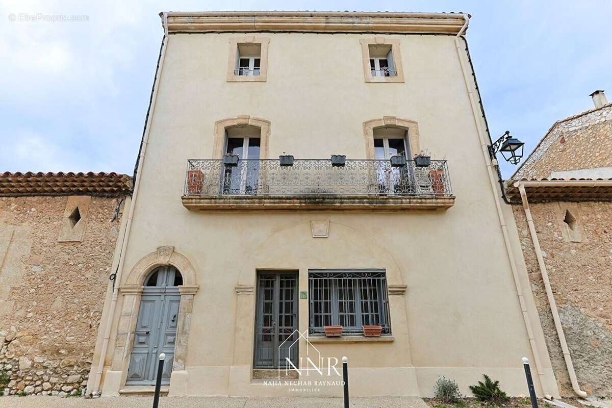 Maison à JONQUIERES