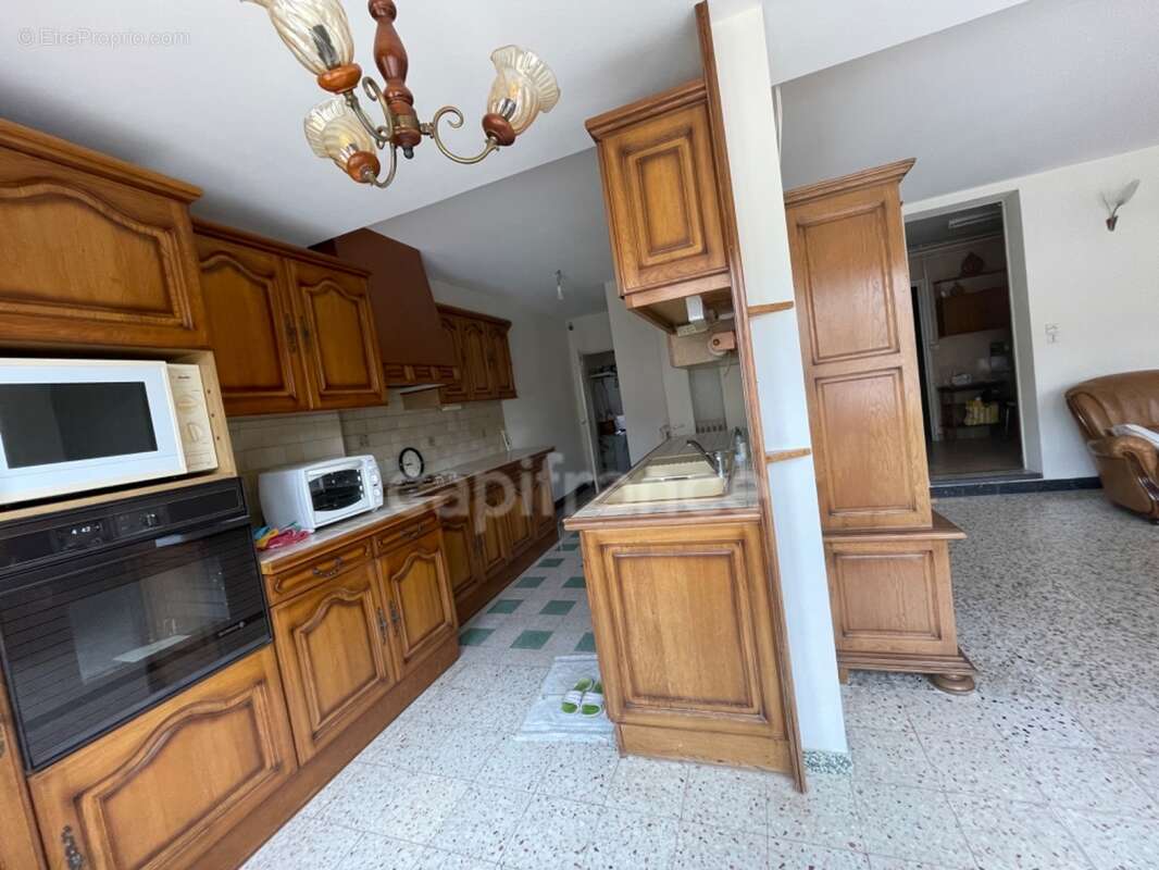 Maison de 117m2 - 3 chambres - 2 cours extérieures - proche des commerces à pieds à TONNEINS - photo 17